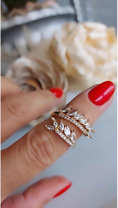 Taşlı Sarmal Yüzük Taşlı Sarmal Yüzük