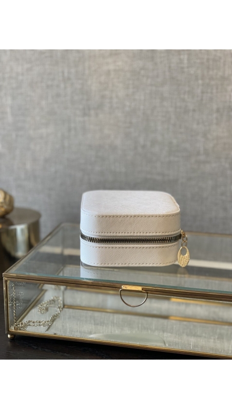 Beyaz Takı Çantası