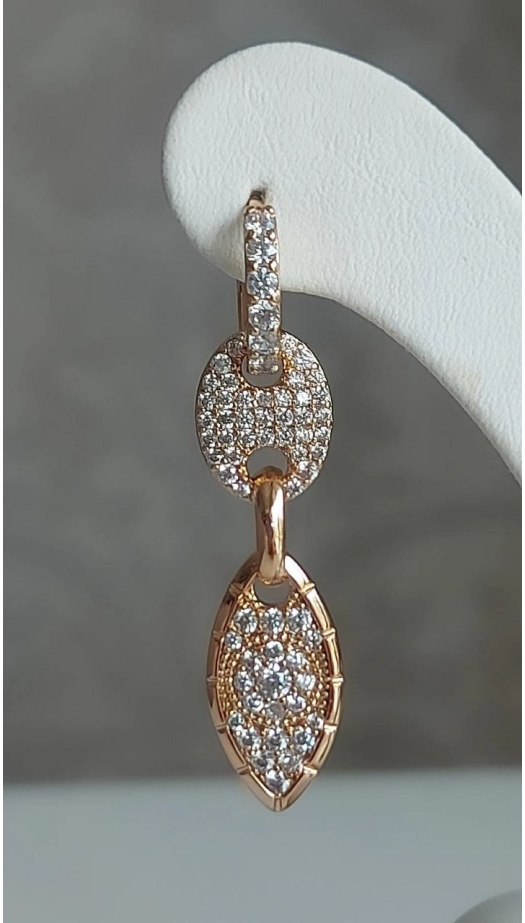 Bera Zirkon Taşlı Küpe