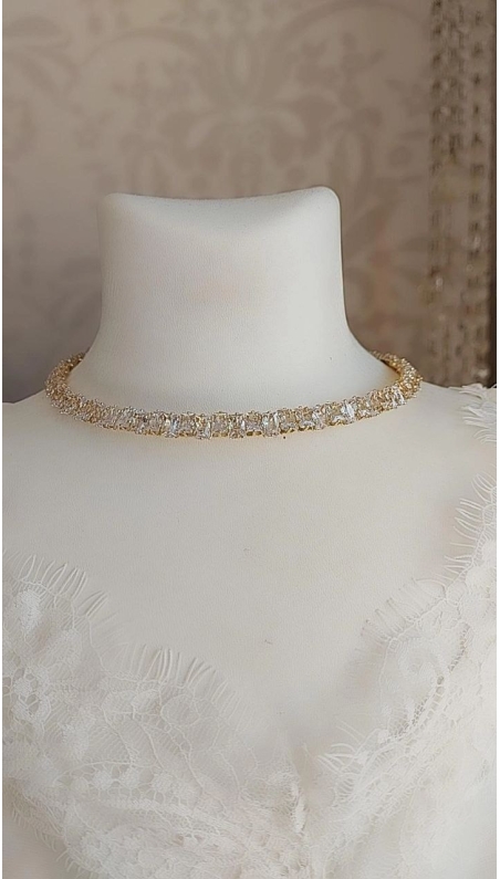 Sara Beyaz Taşlı Cooker Kolye