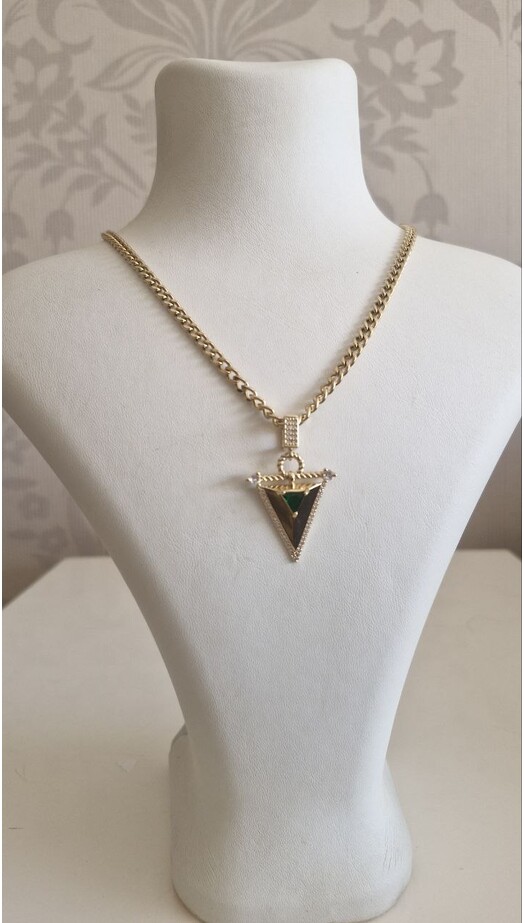 EMA Serisi Yeşil Taşlı Kolye