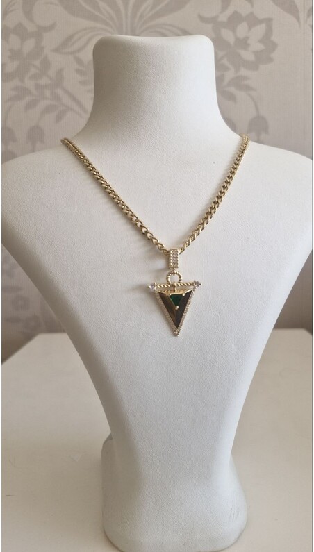 EMA Serisi Yeşil Taşlı Kolye