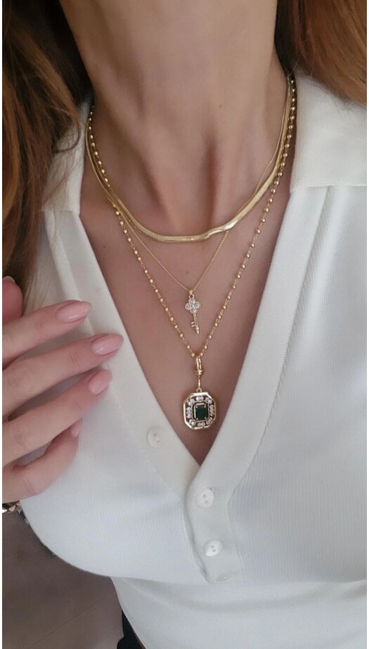 Royal Charm Taşlı Kolye