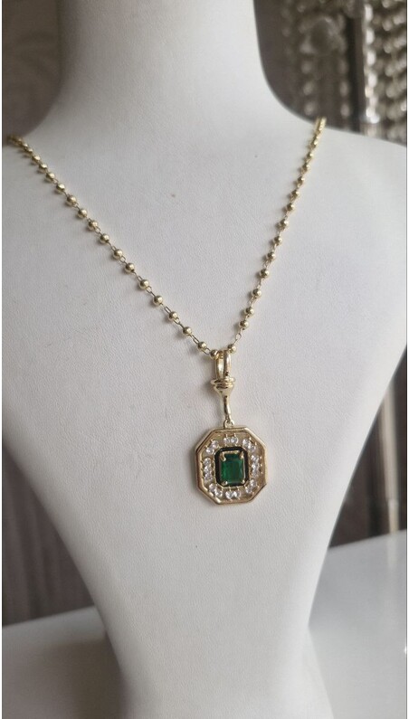 Royal Charm Taşlı Kolye