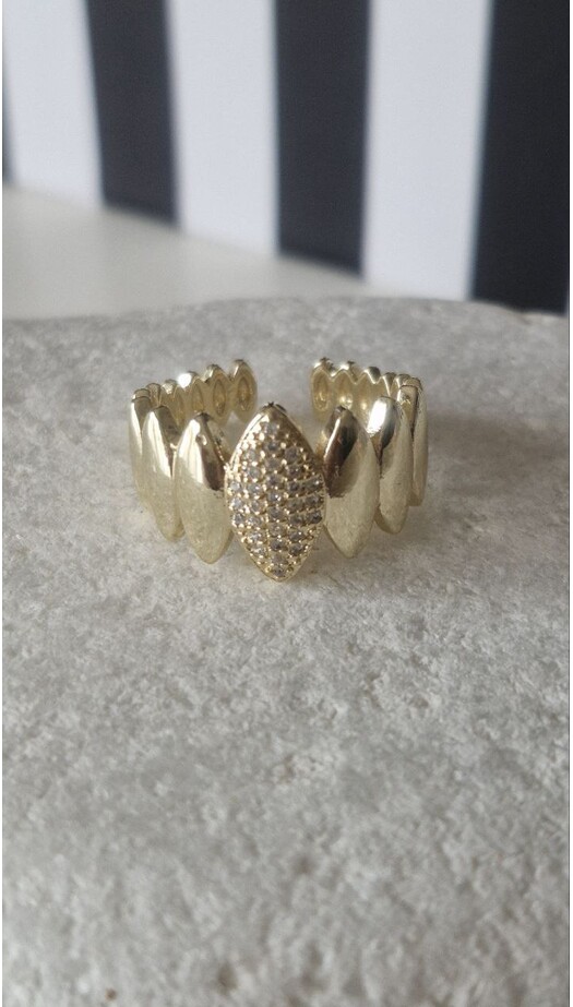 Bella Gold Taşlı Yüzük