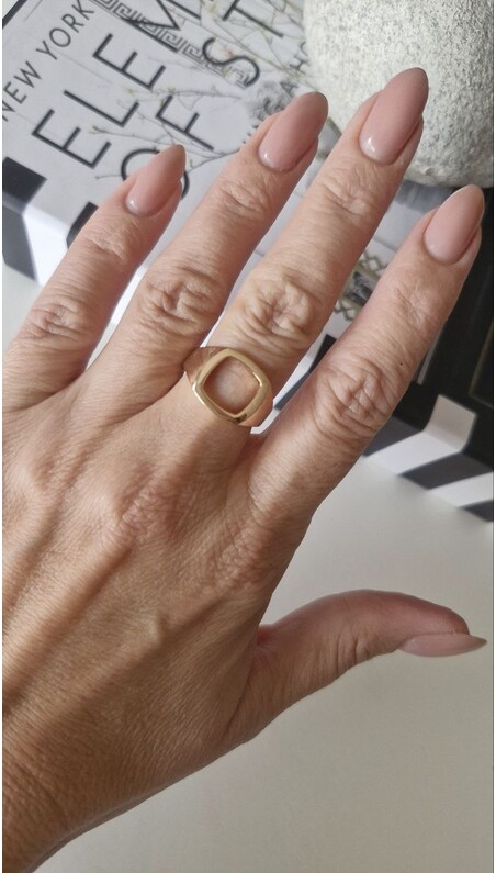 Minimal Kare Yüzük