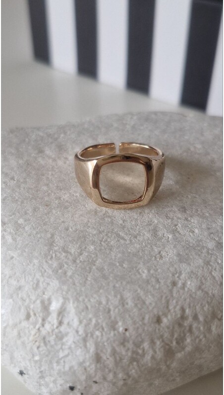 Minimal Kare Yüzük