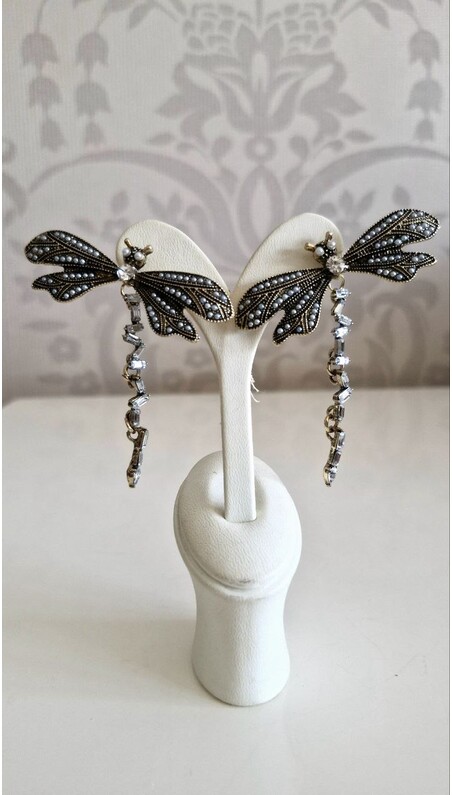 Kanat Işıltısı Küpe