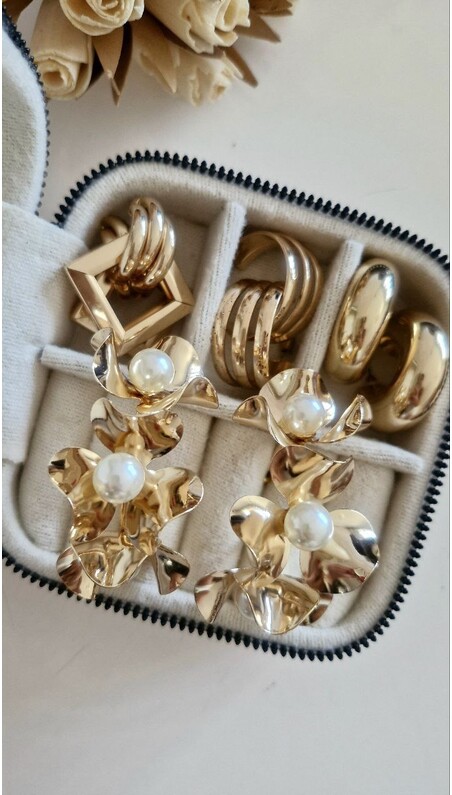 Altın Rengi İnci Çiçek