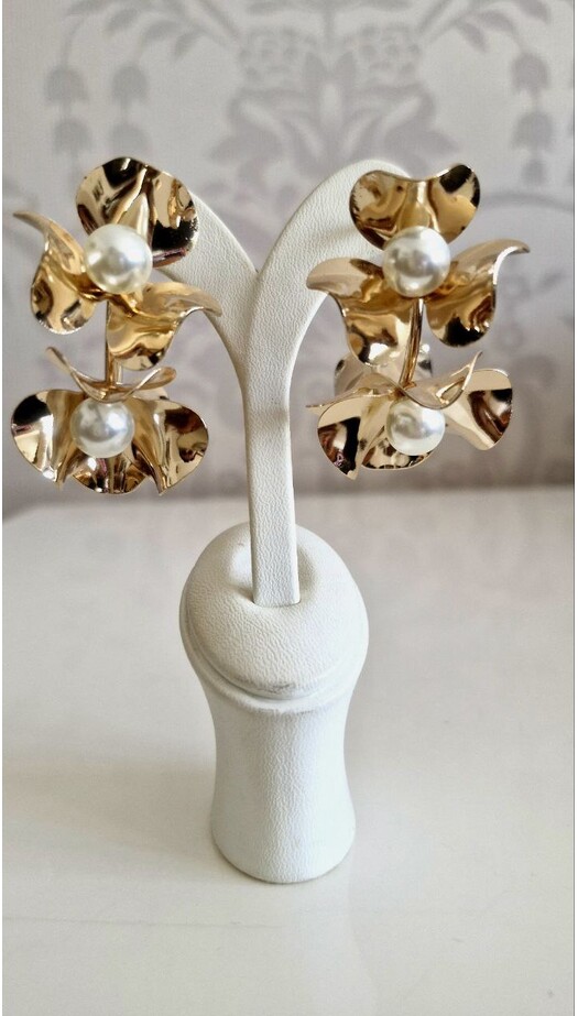 Altın Rengi İnci Çiçek