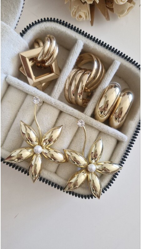 İncili Çiçek Küpe