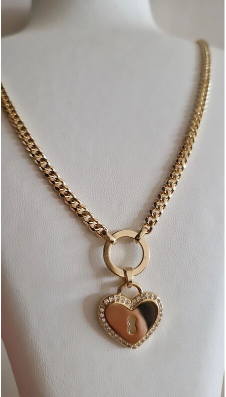 Vip Serisi Kalp Kolye